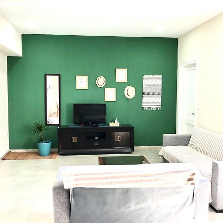 Konstantinos Apartments Парика Экстерьер фото