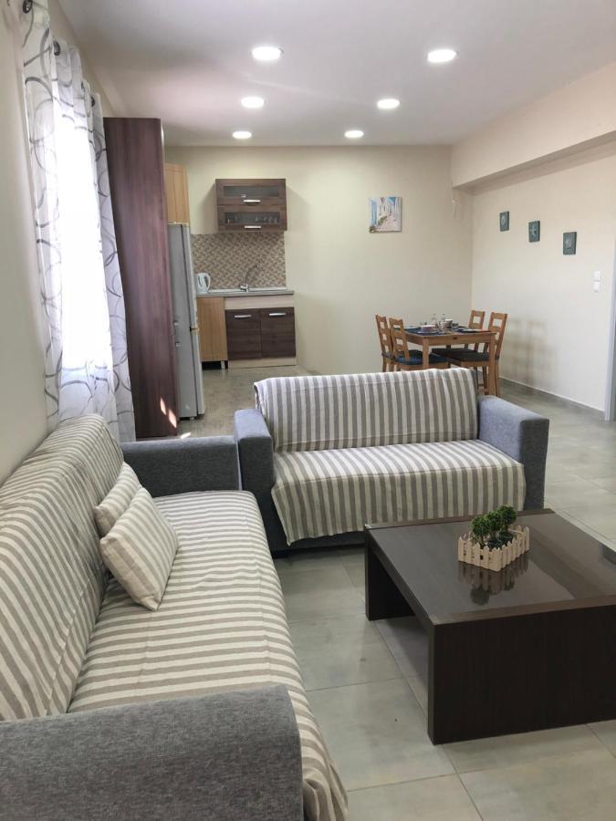 Konstantinos Apartments Парика Экстерьер фото