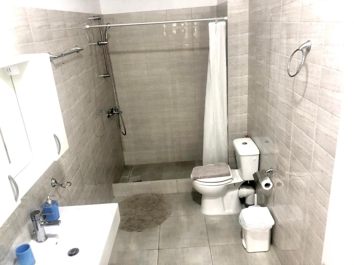 Konstantinos Apartments Парика Экстерьер фото